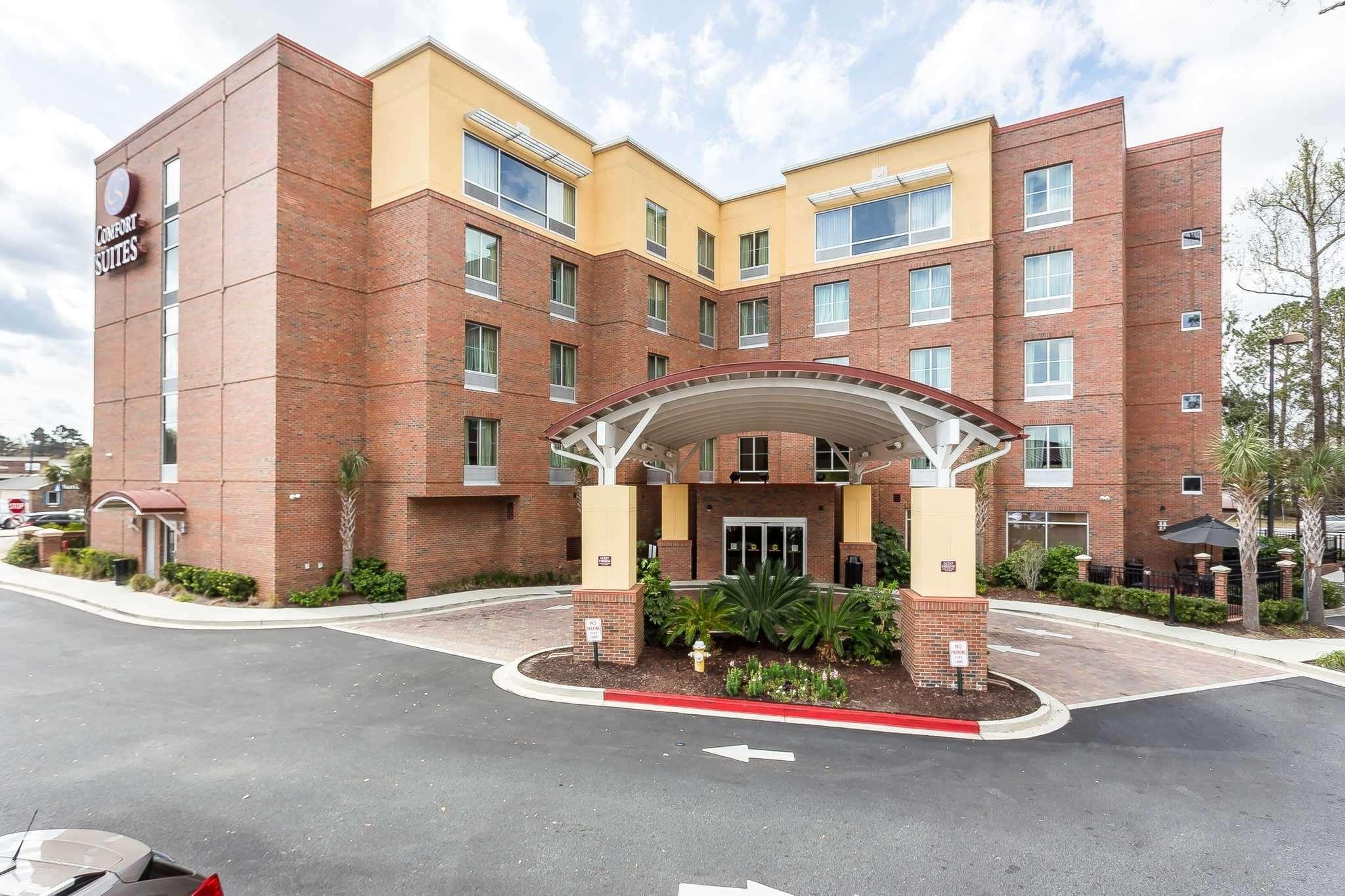 Comfort Suites Charleston West Ashley Экстерьер фото