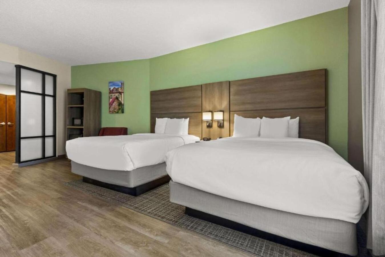 Comfort Suites Charleston West Ashley Номер фото